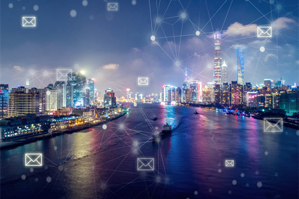 需要给大量客户发送短信